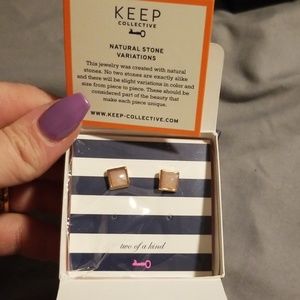 Keep collective earrings